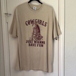 Cowgirls Graphic T-Shirt